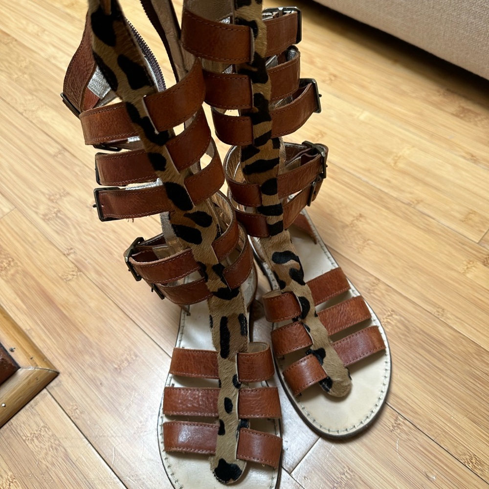 Like New Gorgeous vintage leather open boots